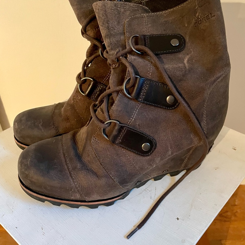 SOREL ankle boots